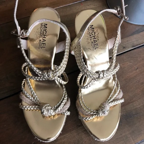 Michael Kors gold strappy wedge 5.5 - Picture 3 of 8